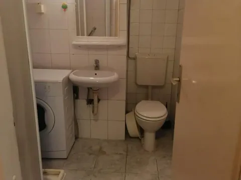 Izdavanje, jednosoban stan, 40m², Savski Venac, Beograd - image 7