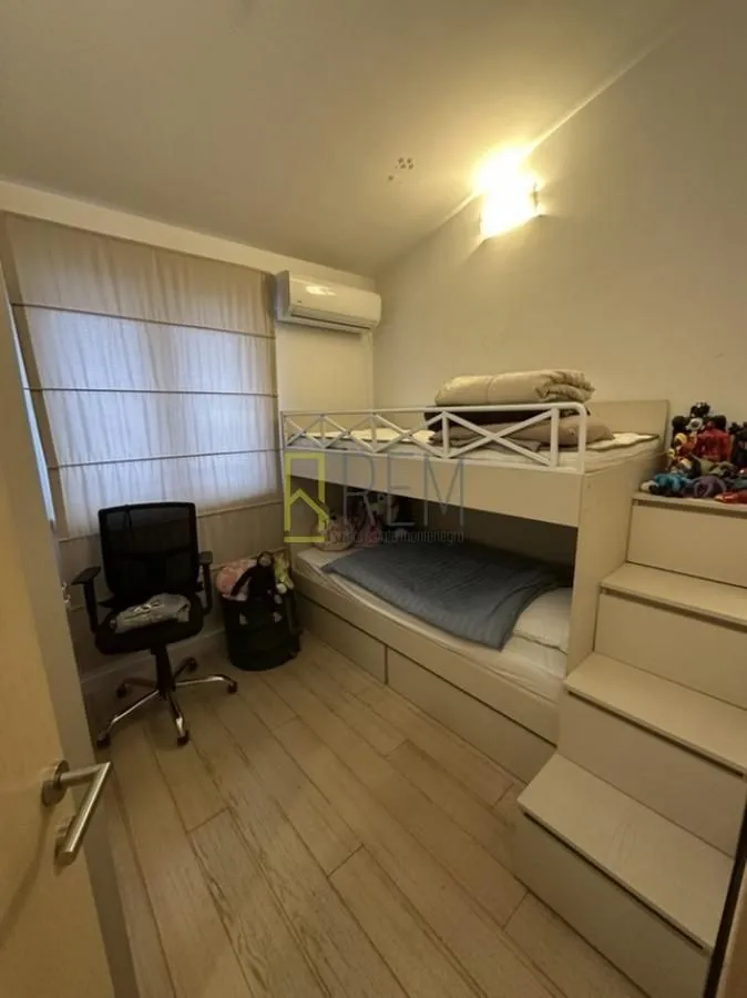 Prodaja, trosoban stan, 114m², Momišići, Podgorica
