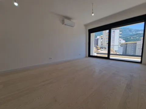 Sale, two bedroom apartment, 77m², Budva, Crna Gora - image 4