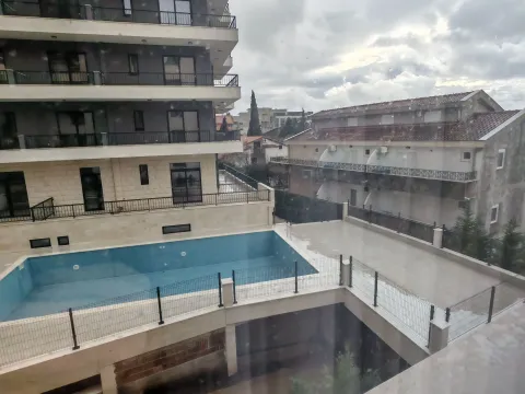 Rent, two bedroom apartment, 67m², Bečići, Budva - image 13