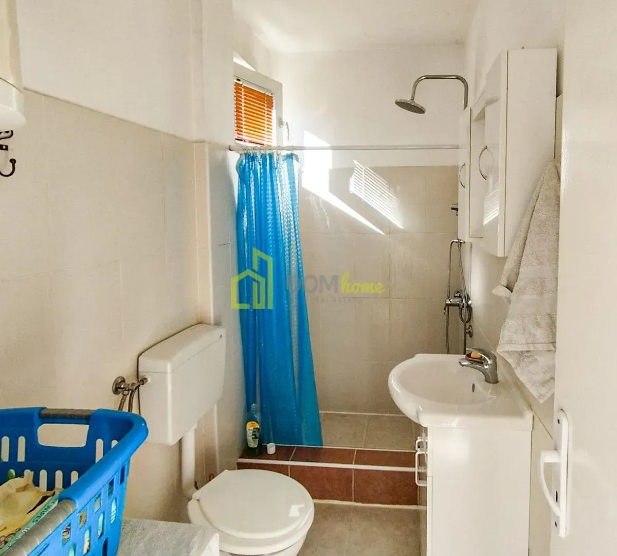 Sale, house, 220m², Tološka šuma, Podgorica