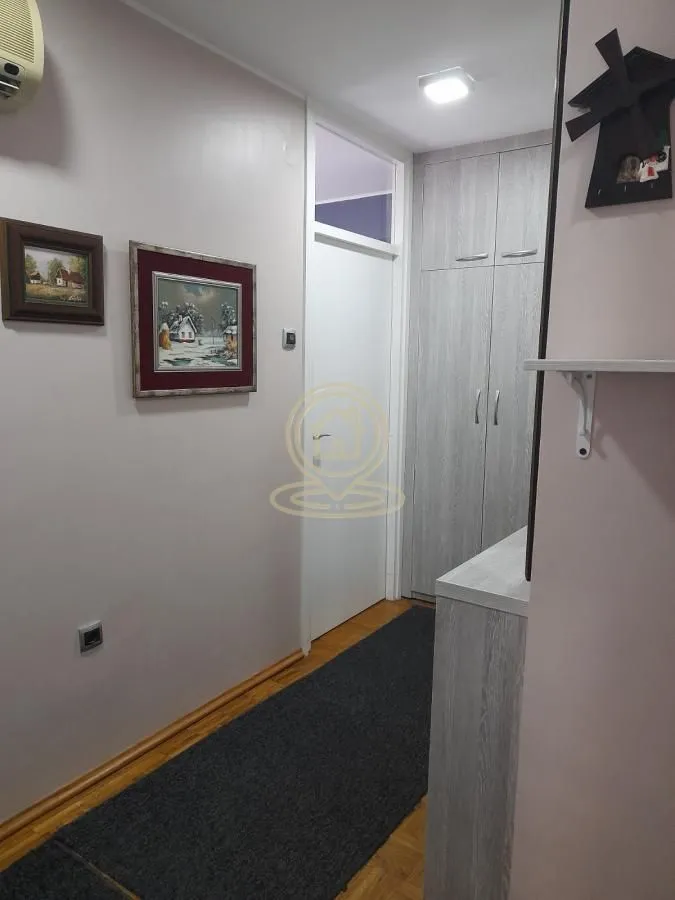 Izdavanje, dvosoban stan, 63m², Bulevar Oslobodjenja, Novi Sad Sve Podlokacije