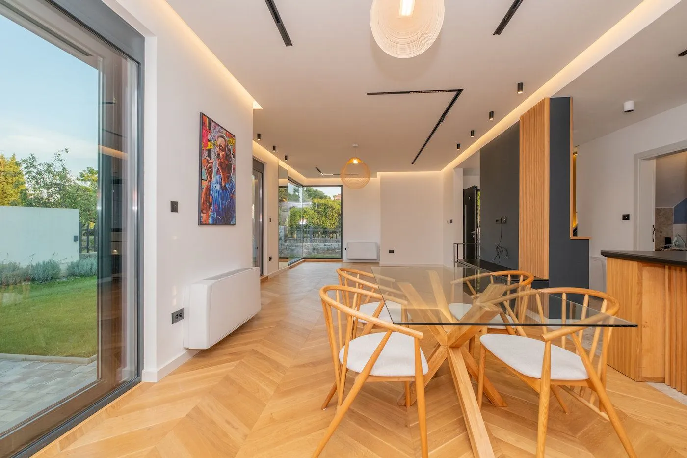 Izdavanje, kuća, 182m², Donja Gorica, Podgorica