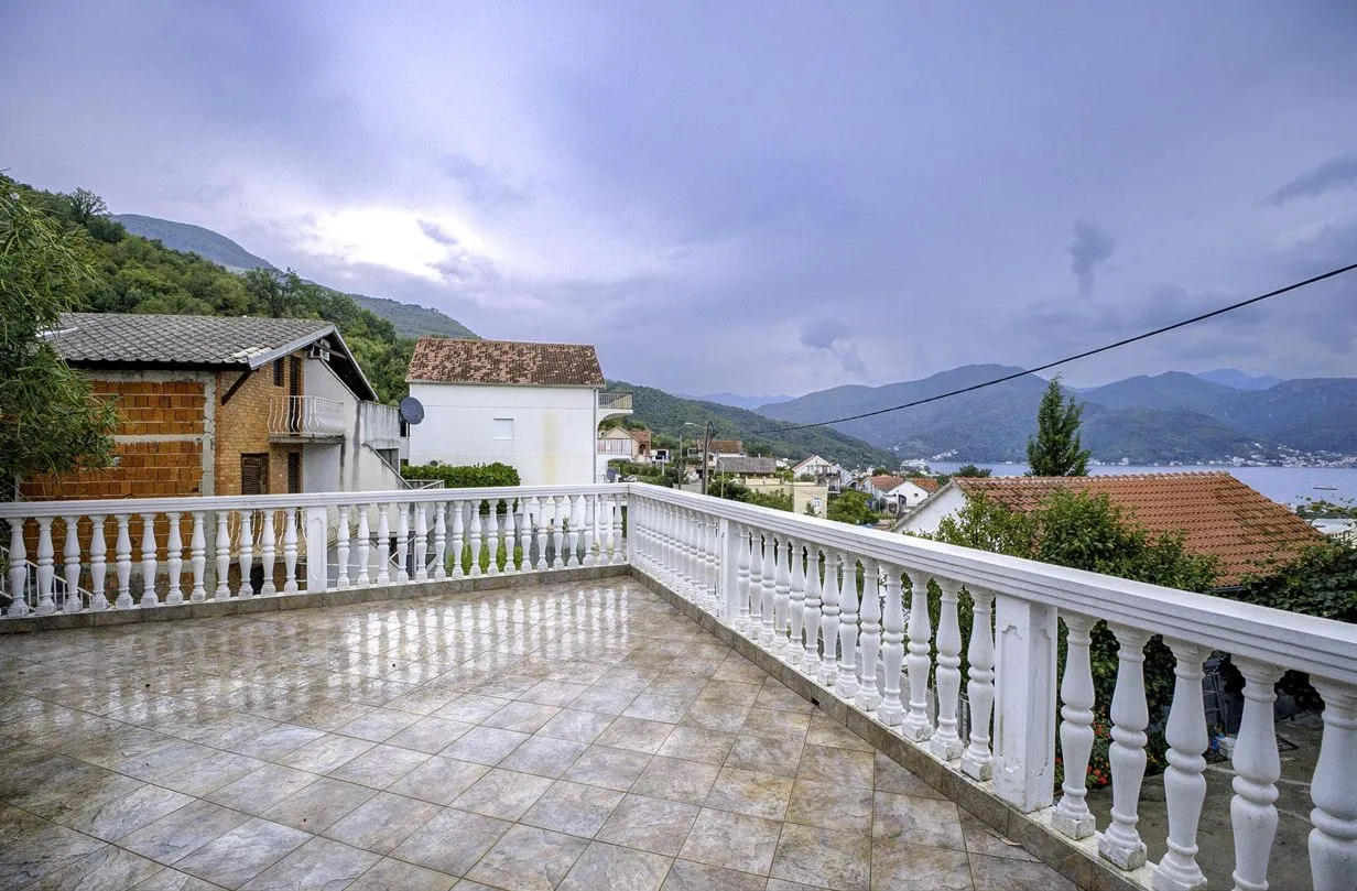 Prodaja, kuća, 162m², Bijela, Herceg Novi