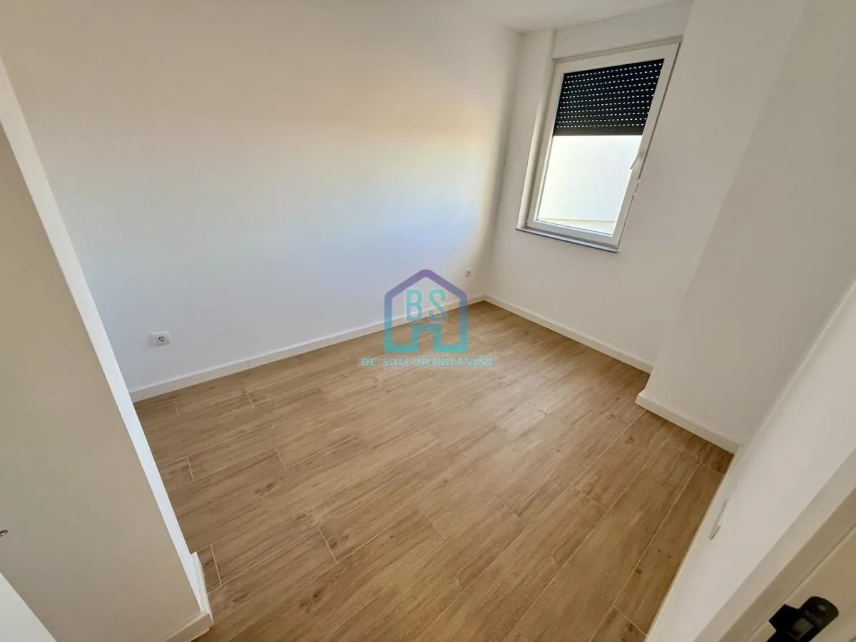Prodaja, trosoban stan, 72m², Alibegovac, Petrovaradin