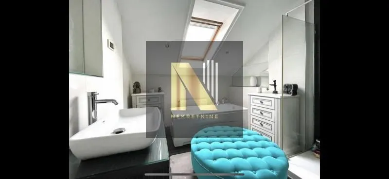 Prodaja, četvorosoban stan, 130m², Grbavica, Novi Sad Sve Podlokacije