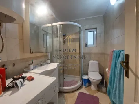 Izdavanje, dvosoban stan, 60m², Seljanovo, Tivat - image 9