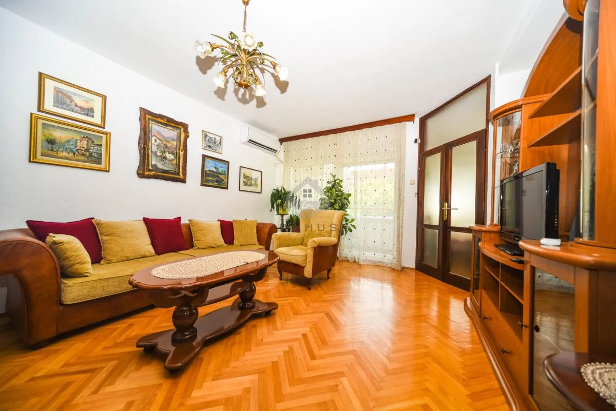 Prodaja, dvosoban stan, 80m², Zabjelo, Podgorica