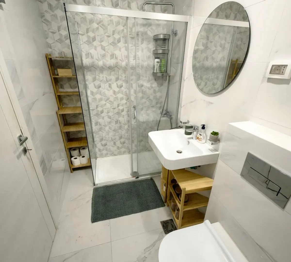 Prodaja, jednosoban stan, 49m², Central Point, Podgorica