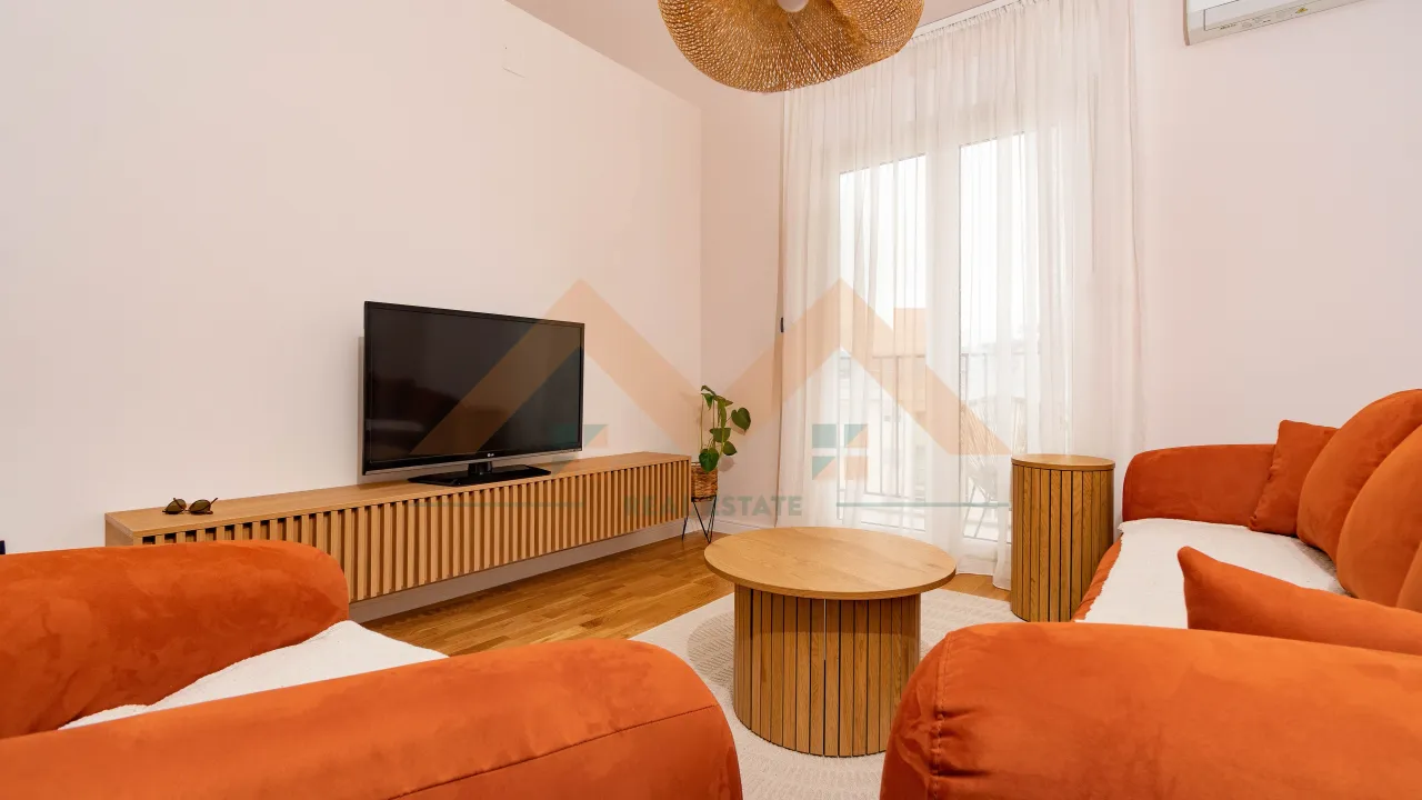 Izdavanje, jednosoban stan, 40m², Pobrežje, Podgorica