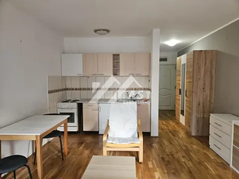 Izdavanje, stan, 28m², Centar, Novi Sad - image 6