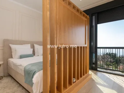 Prodaja, kuća, 217m², Rijeka Reževići, Budva - image 11