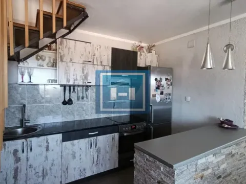 Prodaja, trosoban stan, 83m², Vašarište, Jagodina - image 9