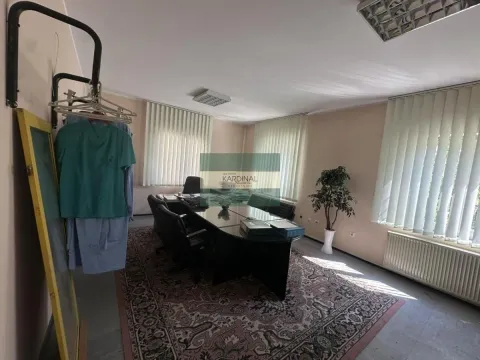 Rent, office space, 700m², Grošnica, Kragujevac - image 3