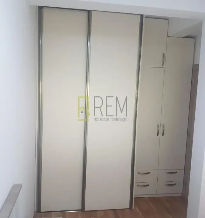 Izdavanje, jednosoban stan, 41m², Ljubović, Podgorica