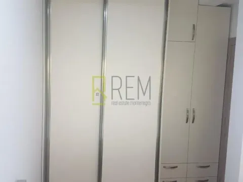 Izdavanje, jednosoban stan, 41m², Ljubović, Podgorica