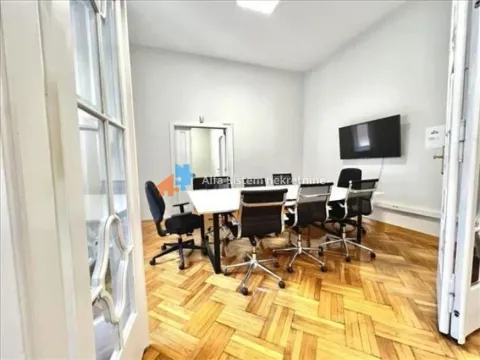 Izdavanje, stan, 250m², Stari Grad, Beograd - image 15
