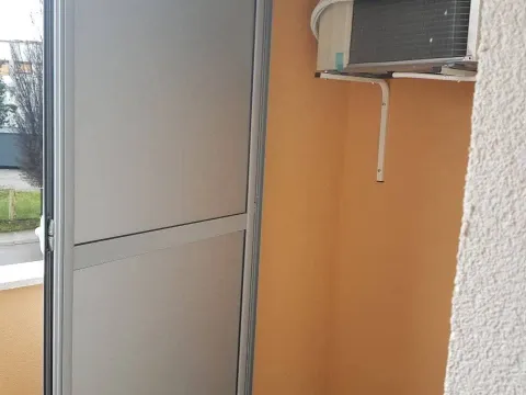 Rent, one bedroom apartment, 44m², City Kej, Podgorica - image 13