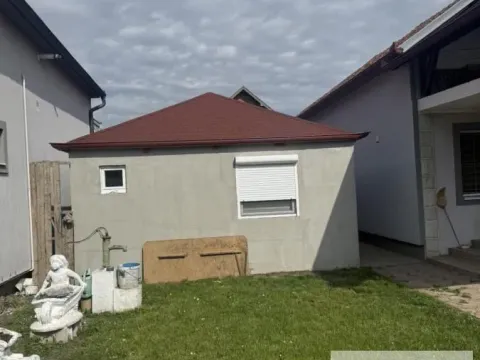 Prodaja, kuća, 248m², Centar, Stara Pazova - image 26