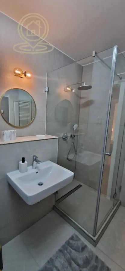 Izdavanje, trosoban stan, 135m², Stari Grad, Beograd