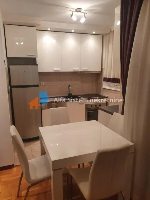 Rent, apartment, 42m², Crveni Krst, Beograd