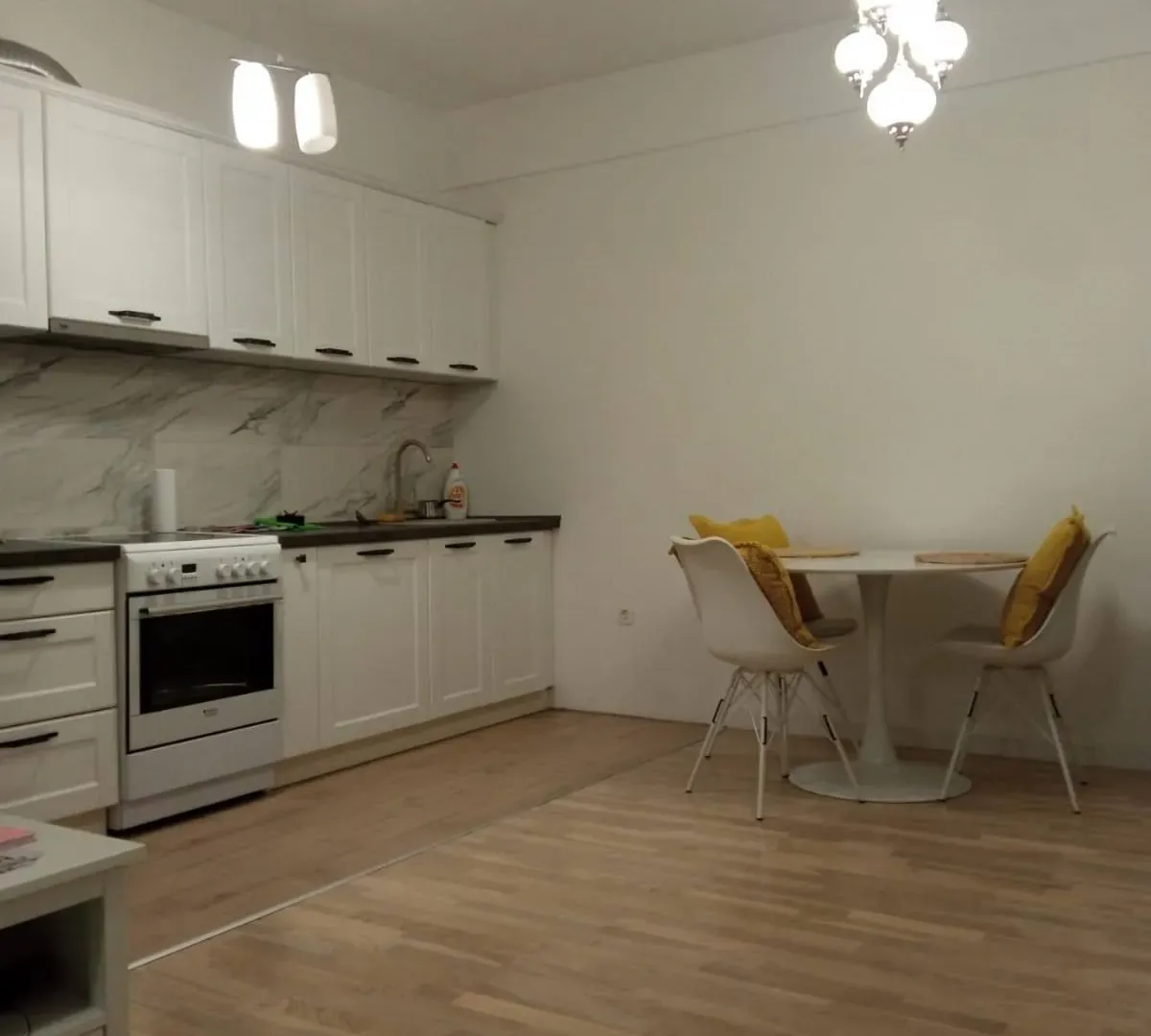 Izdavanje, jednosoban stan, 42m², Centar, Podgorica