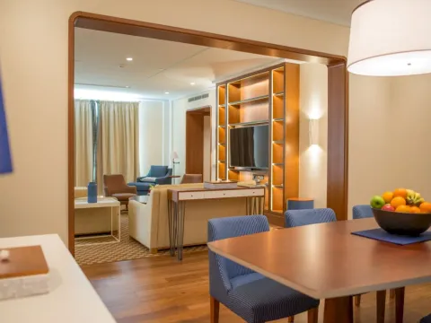 Prodaja, trosoban stan, 190m², Tivat, Crna Gora - image 3