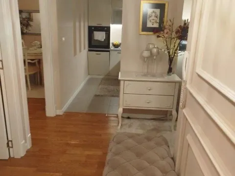 Sale, three bedroom apartment, 112m², City Kvart, Podgorica - image 3