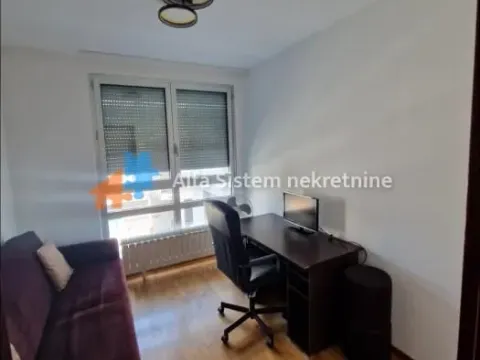 Izdavanje, četvorosoban stan, 126m², Kalenić Pijaca, Vračar Sve Podlokacije - image 4