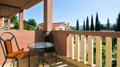 Izdavanje, jednosoban stan, 50m², Seljanovo, Tivat - image 4