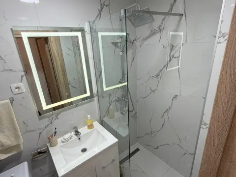 Sale, two bedroom apartment, 49m², Bečići, Budva - image 6