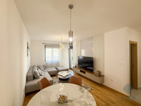Izdavanje, jednosoban stan, 45m², City Kvart, Podgorica - image 3