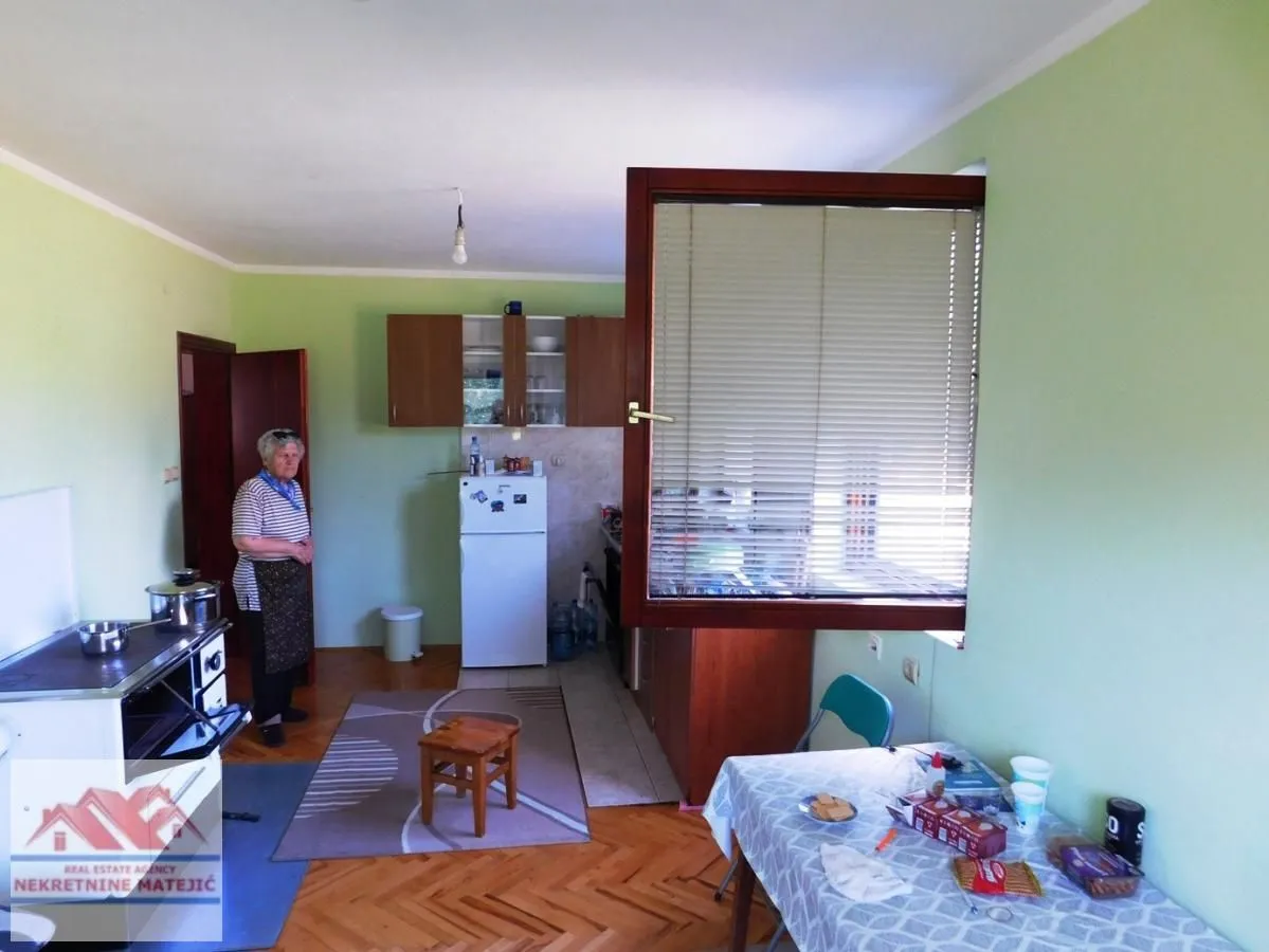 Prodaja, kuća, 220m², Kragujevac, Srbija