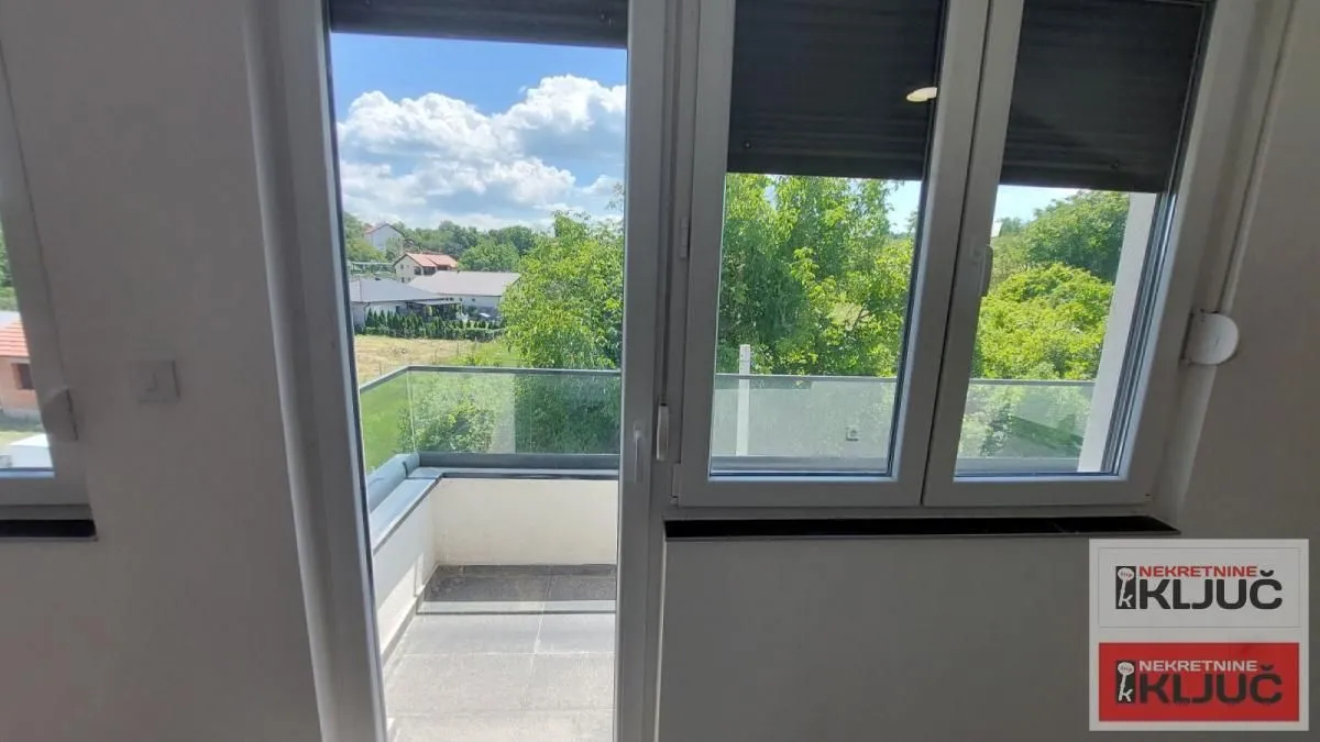 Prodaja, četvorosoban stan, 78m², Sremska Kamenica, Petrovaradin
