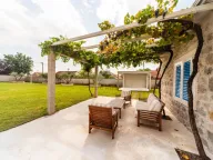 Rent, house, 240m², Donji Kokoti, Podgorica - image 10