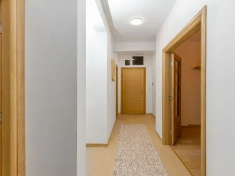 Prodaja, trosoban stan, 107m², Pržno, Budva - image 2