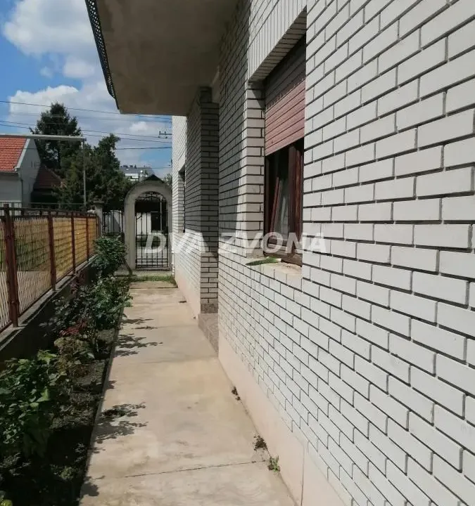 Sale, house, 300m², Telep, Novi Sad Sve Podlokacije