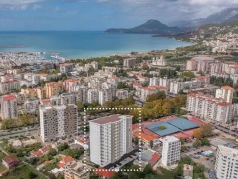 Sale, two bedroom apartment, 75m², Centar, Bar