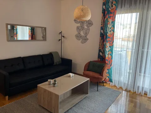 Sale, one bedroom apartment, 46m², Bečići, Budva - image 3