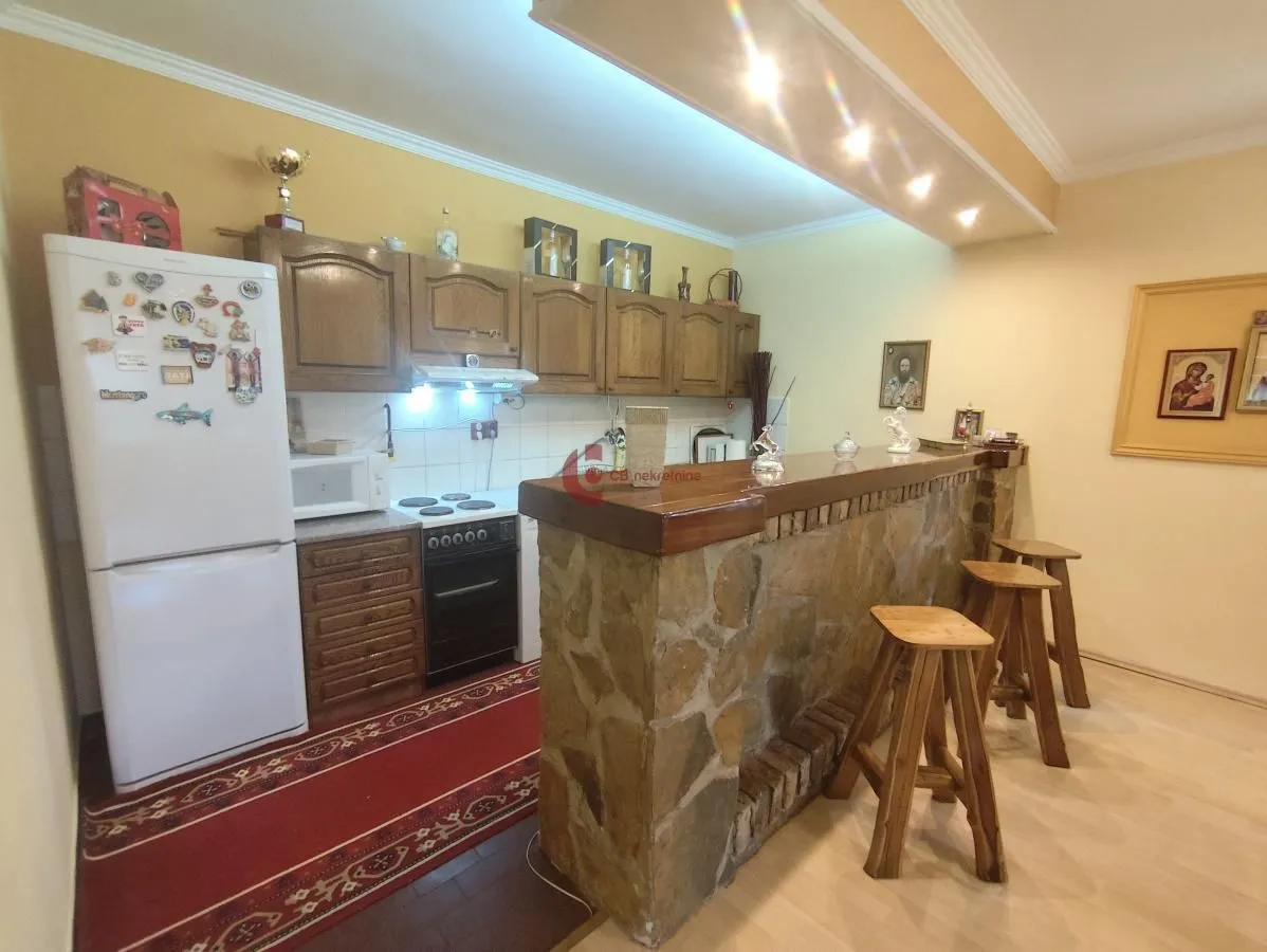 Sale, house, 300m², Kelebija, Subotica