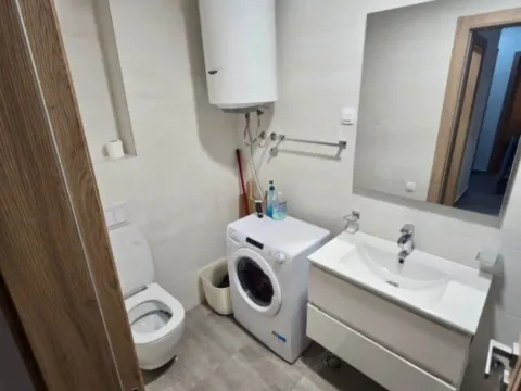 Izdavanje, dvosoban stan, 72m², City Kvart, Podgorica - image 3