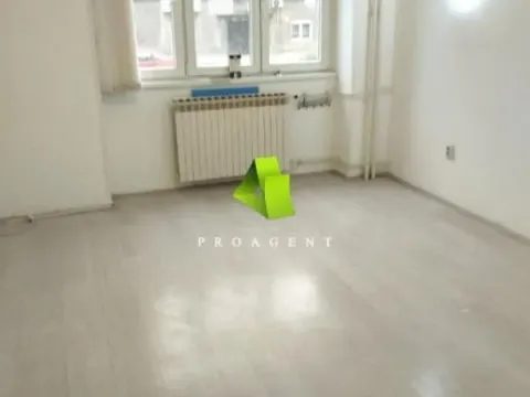 Poslovni prostor in Medijana