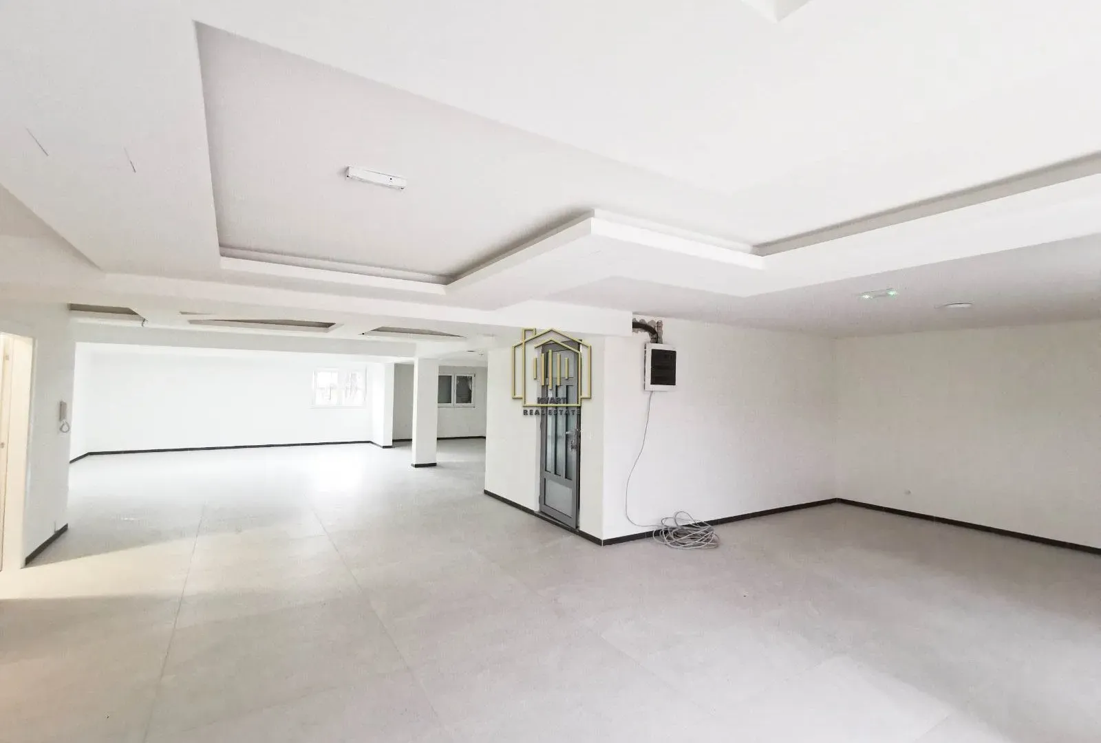 Izdavanje, poslovni prostor, 150m², Podgorica, Crna Gora