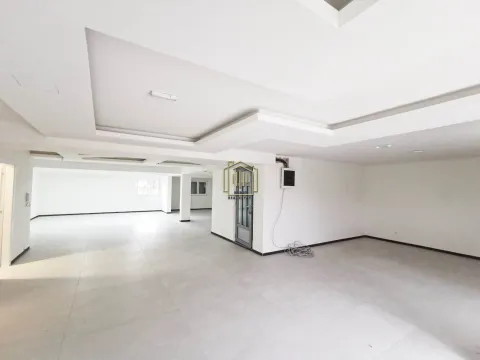 Izdavanje, poslovni prostor, 150m², Podgorica, Crna Gora