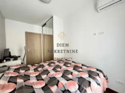 Izdavanje, dvosoban stan, 70m², Master Kvart, Podgorica - image 3