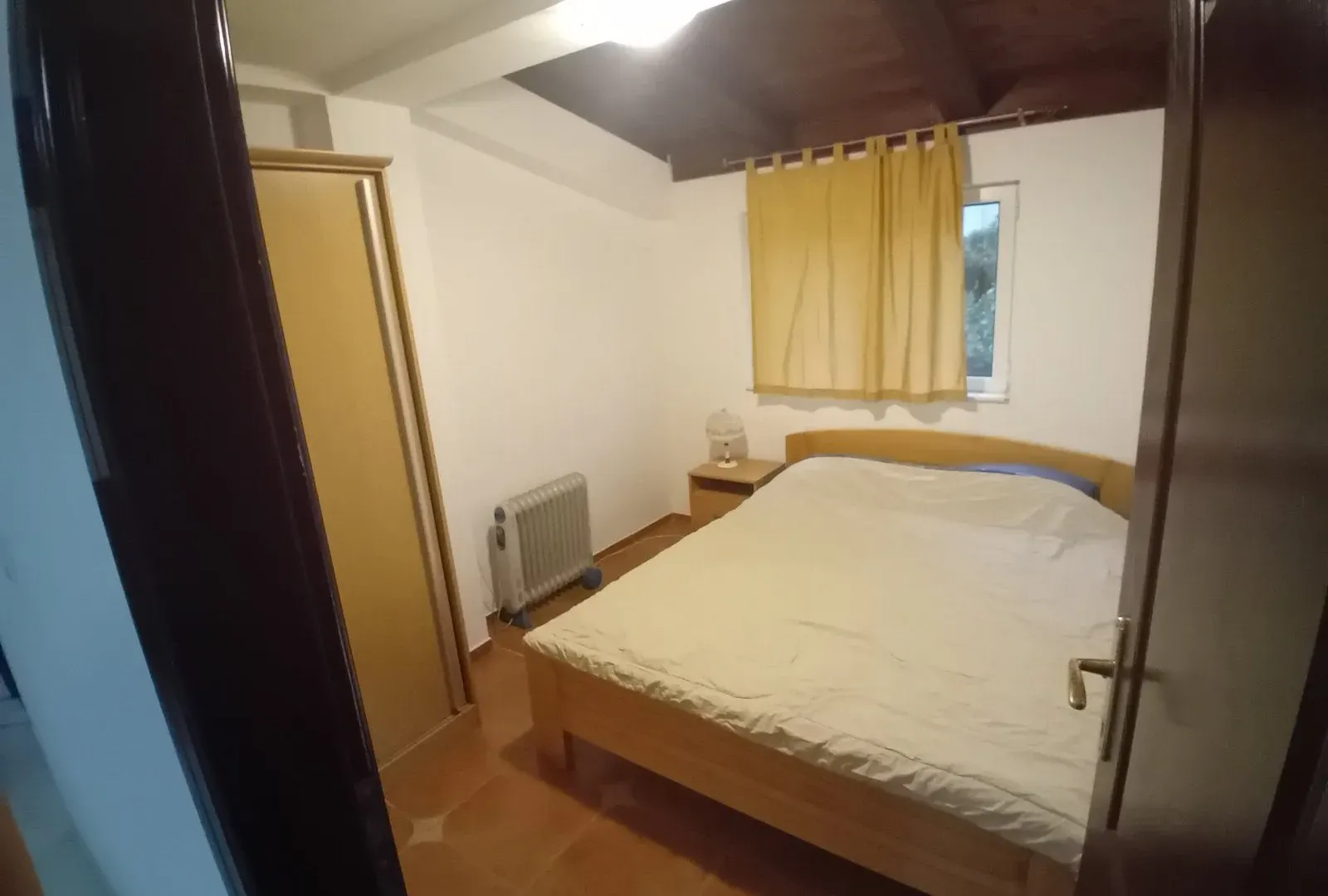 Izdavanje, dvosoban stan, 56m², Centar, Herceg Novi