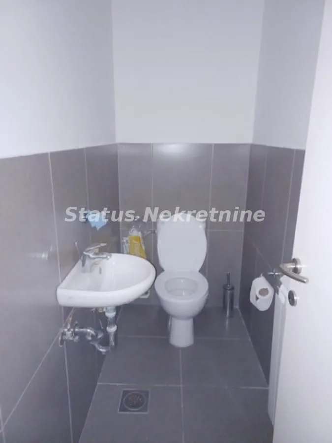 Sale, office space, 90m², Sajmište, Novi Sad