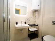 Izdavanje, jednosoban stan, 47m², New City, Podgorica - image 10