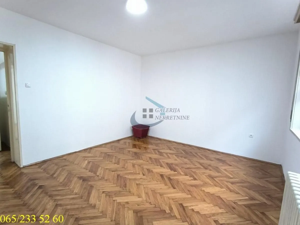 Sale, two bedroom apartment, 60m², Vračar Sve Podlokacije, Beograd