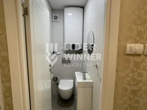 Rent, four bedroom apartment, 85m², Senjak, Beograd - image 20